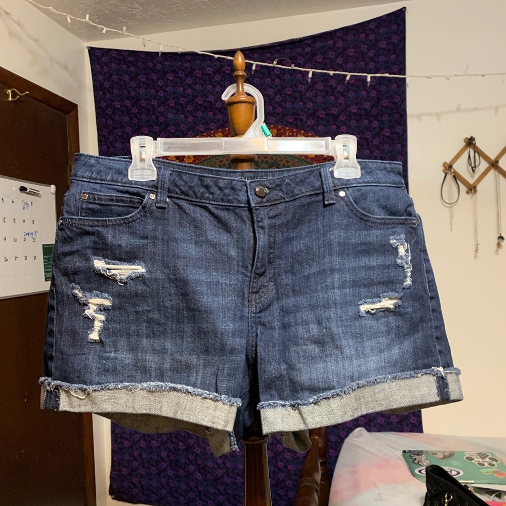 Jennifer Lopez Dark Wash Medium Rise Denim Shorts